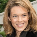 Julie Andrieu als Julie Andrieu
