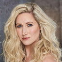 Kate Robertson Pryor als Sherry