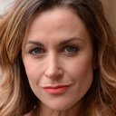 Katherine Kelly als Baroness Elsa Schraeder