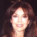 Elaine Pelino als Millie