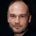 Mahir Günşiray als Muzaffer