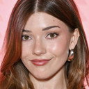 Katie Douglas als Misty