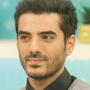 Adeel Husain als Jamshed
