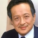 Kwan Hoi-San als Papa Shang