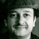 Mário Viegas als Newspaper editor