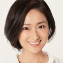 Tomomi Miyashita als Yuri
