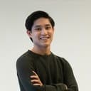 Teuku Rassya als Aldi