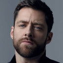 Richard Rankin als Reece Waiter