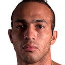 Livan Navarro als Self