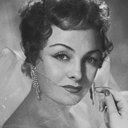 Gloria Lynch als Taxi Passenger