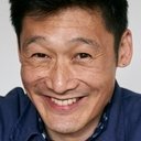 Thomas Hwan als Reporter