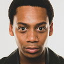 Sechaba Ramphele als Thami the Waiter