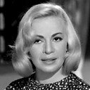 Hend Rostom als عزيزة