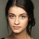 Anya Chalotra als Lily Marbury
