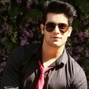 Abhishek Malik als Yuvraj "Yuvi" Singh Shekhawat