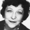 Mira Zimińska als Ira Roletti, prima donna