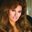 Raquel Welch als Cora