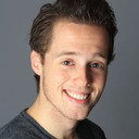 Sebastian Wulff als Agent De Bruin