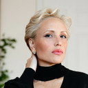 Astrid Ovalles als Gin