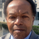 Derrick T. Tuggle als Questioning Soldier