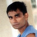 Raj K. Bose als Equadorian Bar Patron (uncredited)