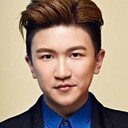 Dada Zhang als Host