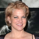Cynthia Ettinger als Betty Black
