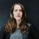 Marie-Luise Lux als Dwigs Sekretärin