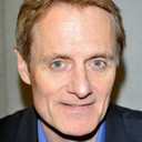 Duncan Regehr als Count Dracula