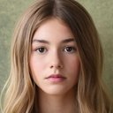 Georgia MacPhail als Elizabeth Kittredge