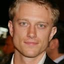 Neil Jackson als Duke of Earl