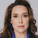 Jessica Vosk als The Vocal Minority