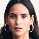 Adria Arjona als Celeste