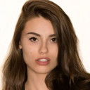 Skyler Wright als Tricia