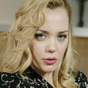 Annette Schwarz als Self