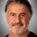 Veysel Diker als Ömer Aslan