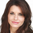 Beth Waugh als Investor's Wife