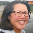 Caitlyn Cady als Background Extra