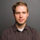 James Perry als Angus / Julian / Johnny River / Fan #1 / Porch Man / Papa