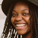 Mevis Birungi als Aid Worker