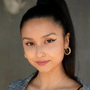 Lora Lee als Destiny