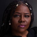 Tonja Brown als Karen