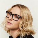 Analesa Fisher als Kendall Sarn