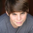 Camille Bourgeois als Jason Freel