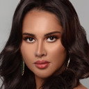 Yasmine Raeis als سلمى