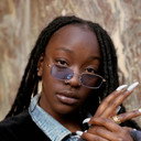 Angela Agyei (Miss Angel) als Alex