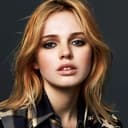 Odessa Young als Lilly