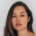 Daria Alicia als Regina