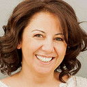 Günay Karacaoğlu als Anaç Hatun