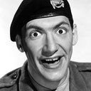 Bernard Bresslaw als Bernie Hulke